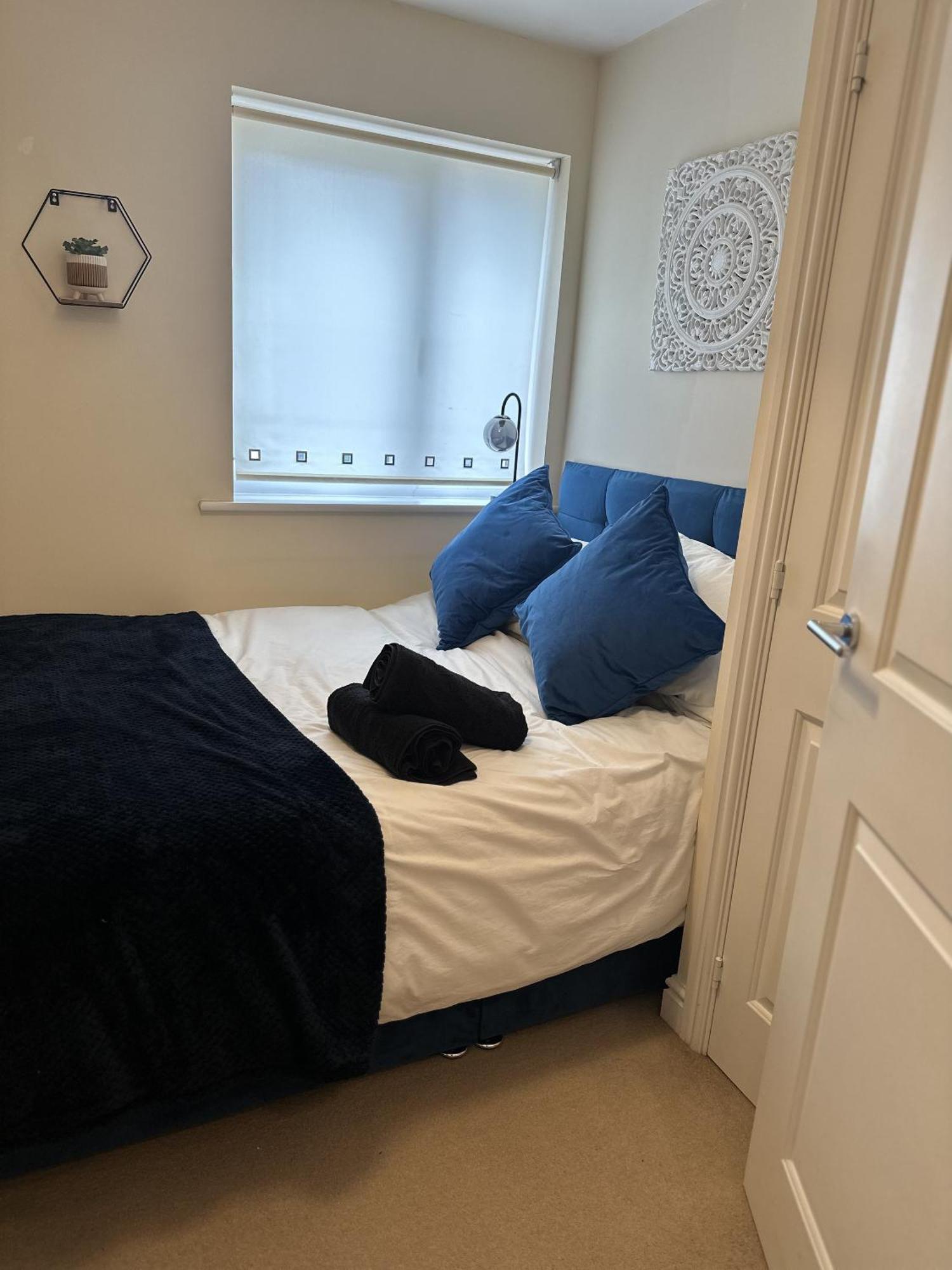 2 Bdr City Centre Apartment With Parking Cardiff Kültér fotó