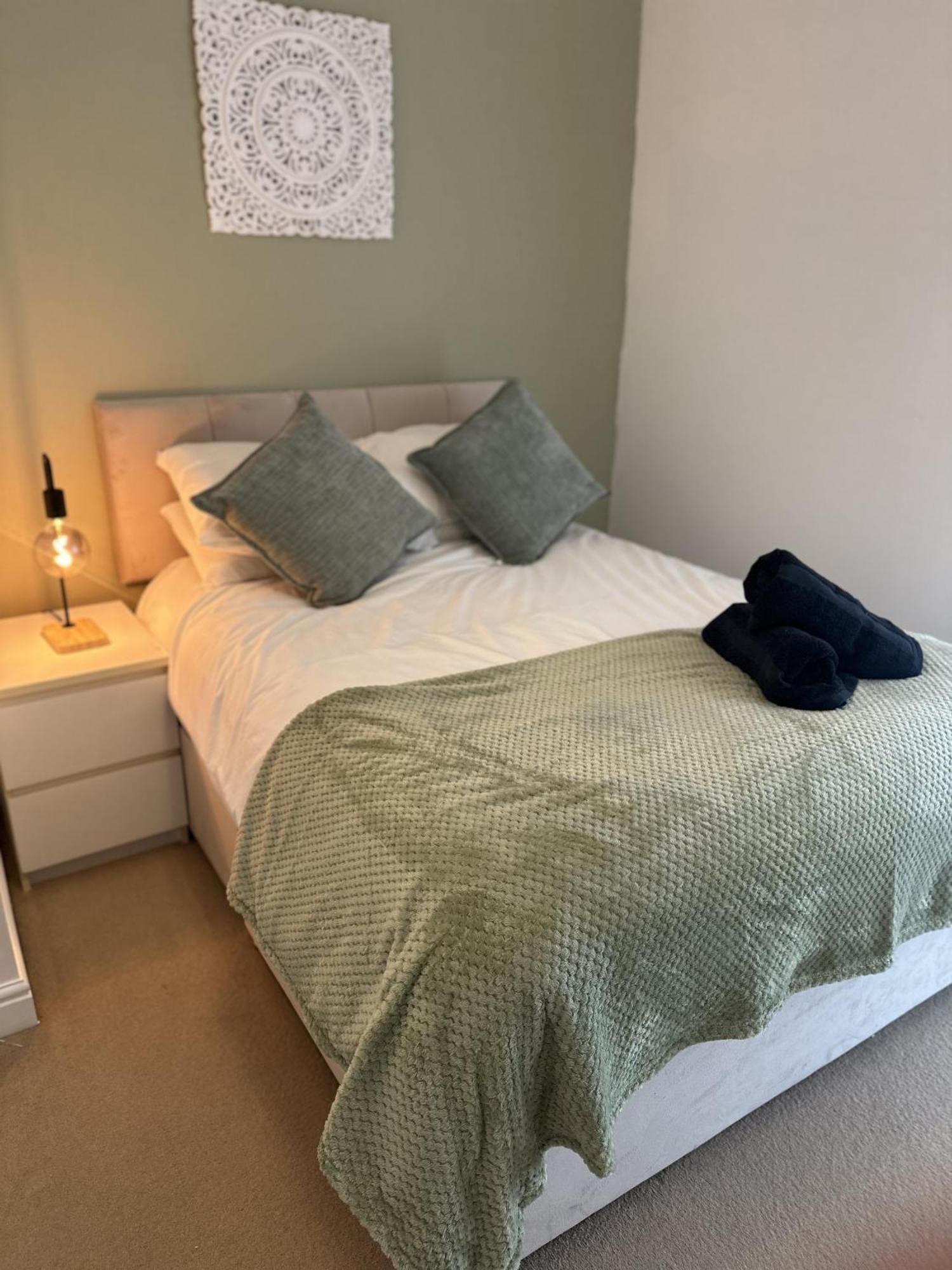 2 Bdr City Centre Apartment With Parking Cardiff Kültér fotó