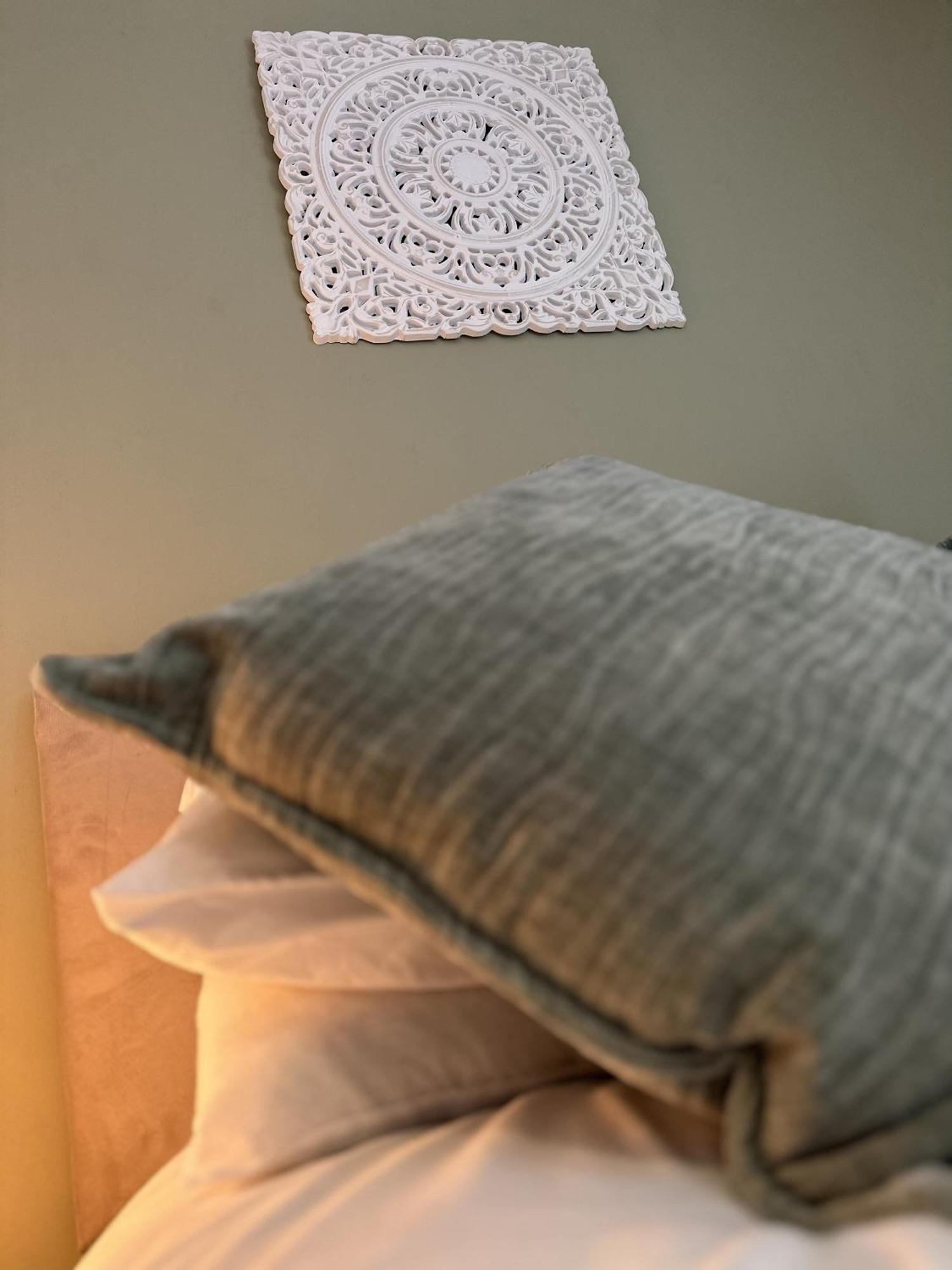 2 Bdr City Centre Apartment With Parking Cardiff Kültér fotó